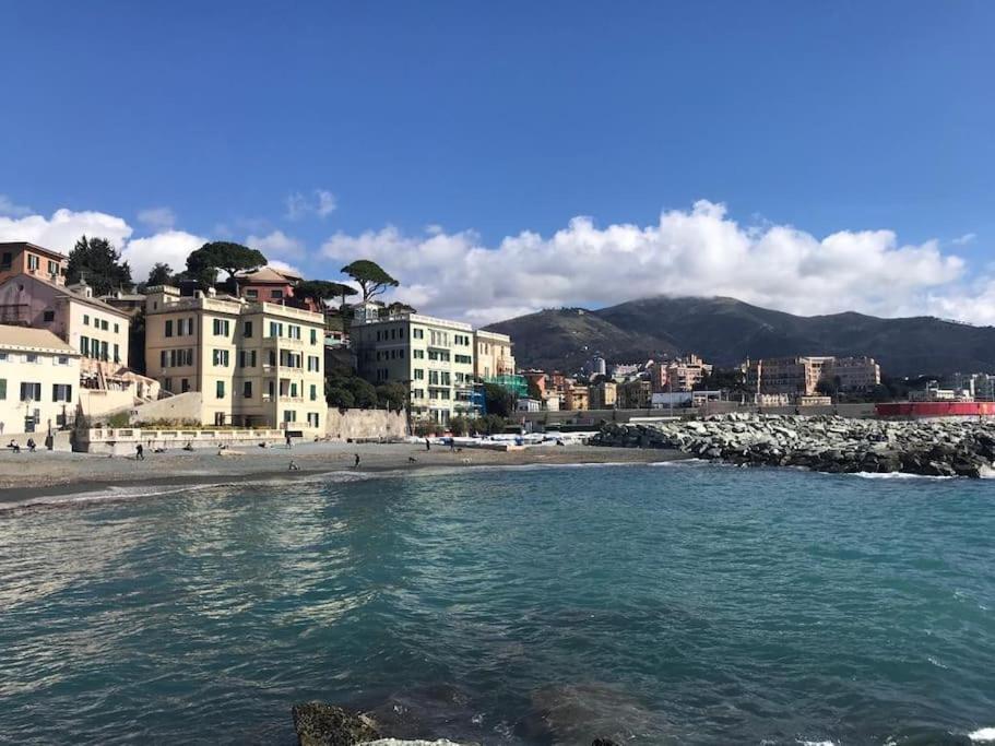 Pisi Home, 2 Min Dalla Spiaggia E Dall' Ospedale Gaslini Генуя Экстерьер фото